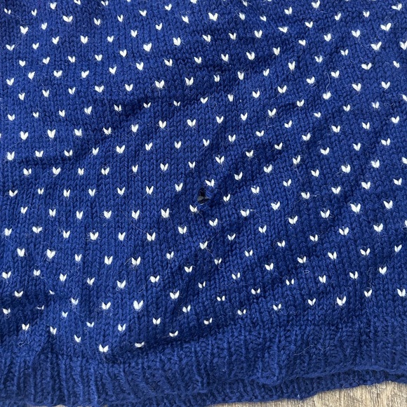 Vintage Handknit Norway Christmas sweater - Picture 5 of 7